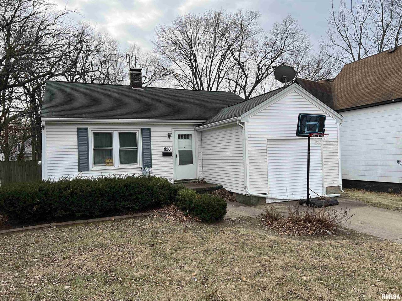 820 Virginia Avenue - Photo 1