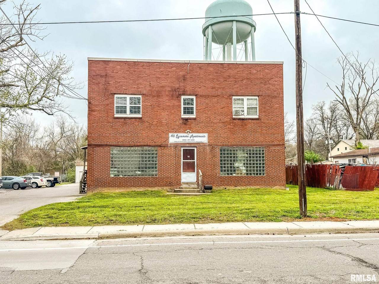 910 Sycamore Street - Photo 1
