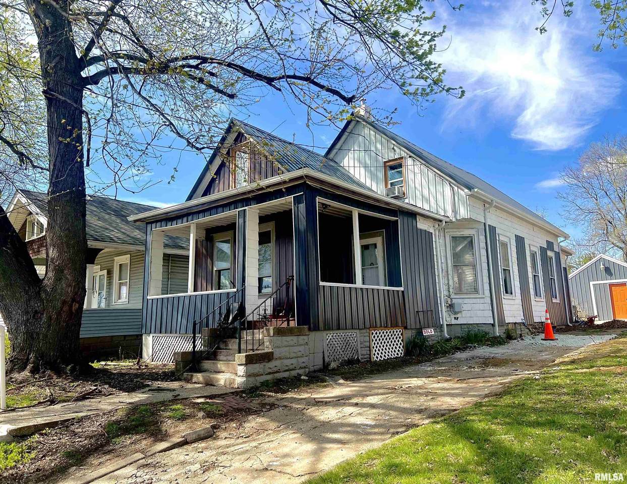 315 Nebraska Avenue - Photo 1