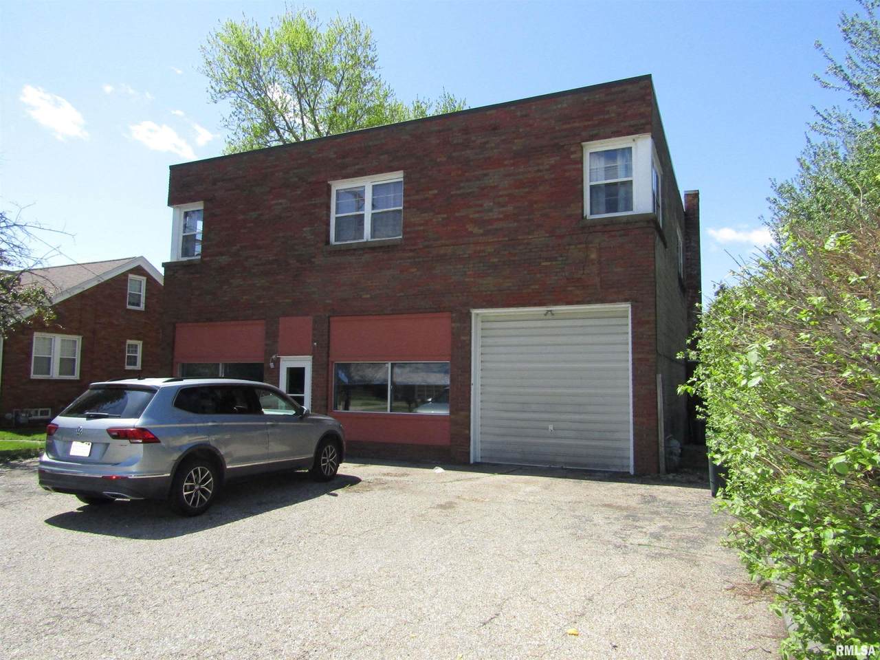 1320 Main Street - Photo 1