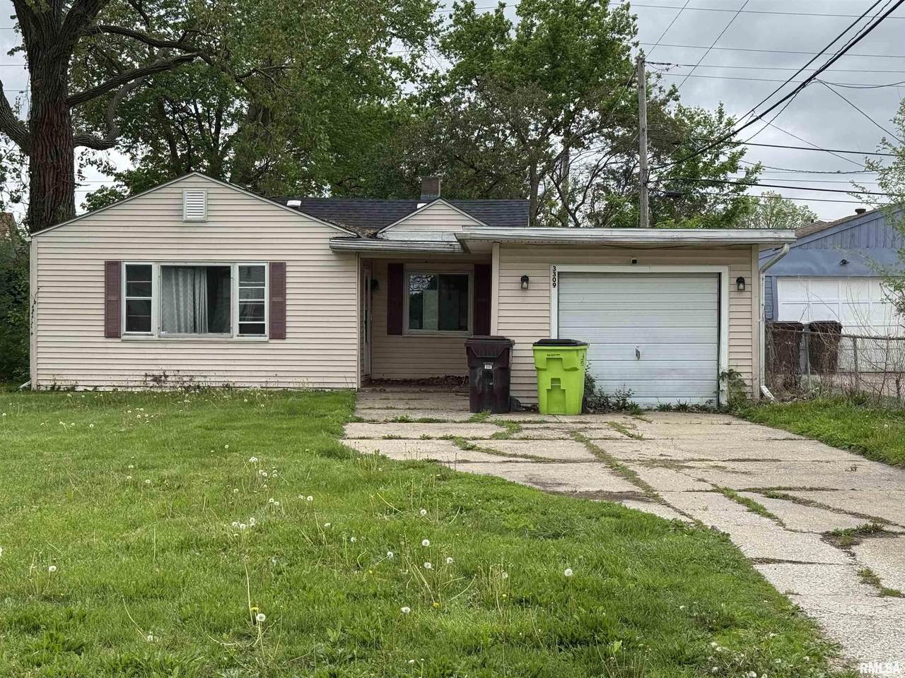 3309 Stanley Street - Photo 1