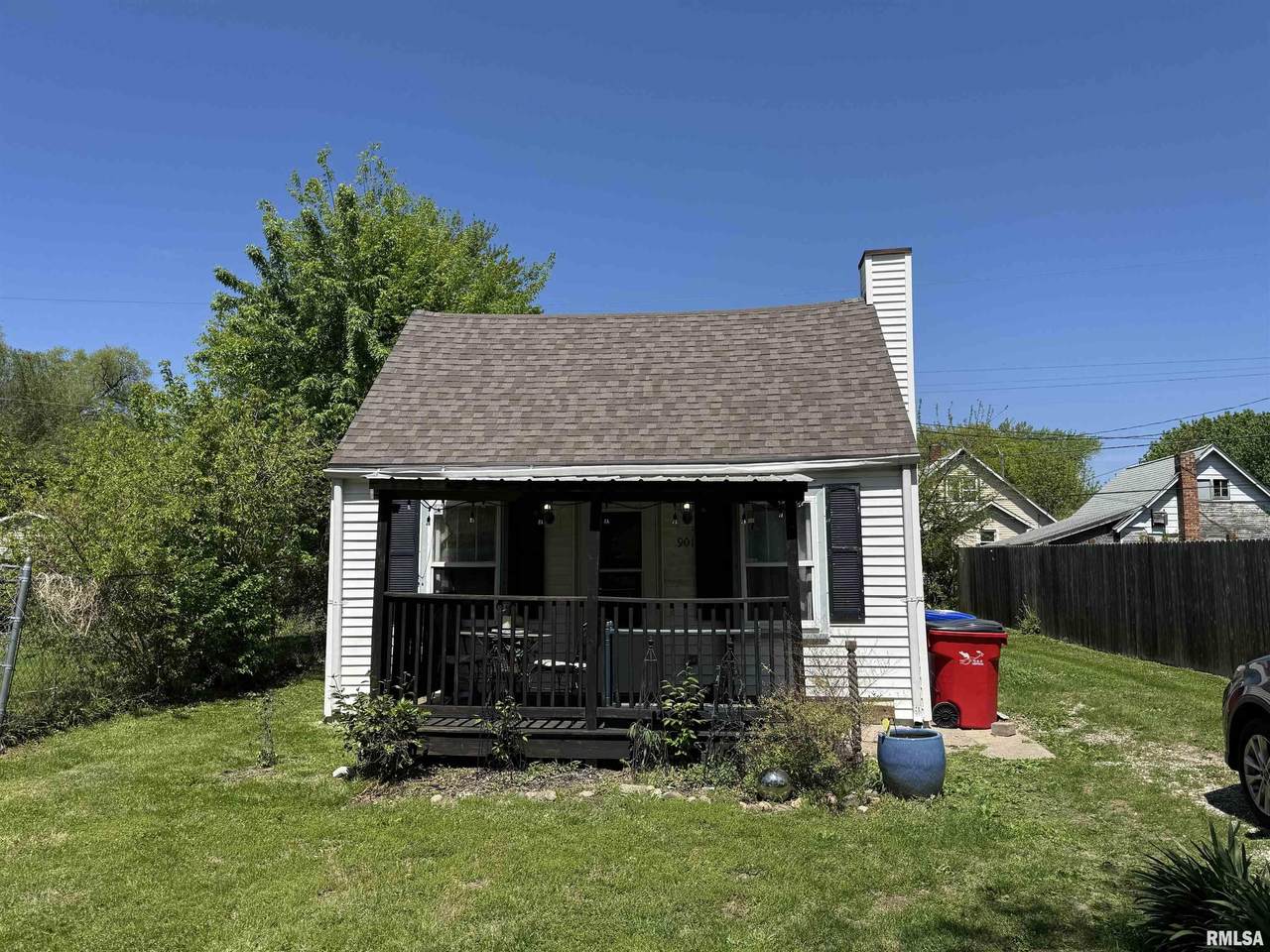 901 Wilson Avenue - Photo 1