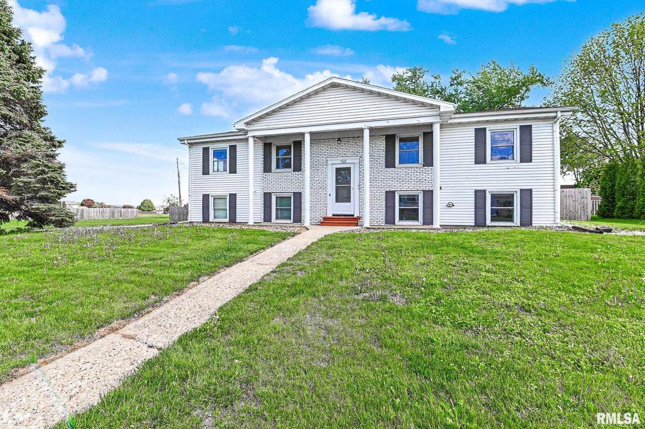 150 Oakwood Street - Photo 1