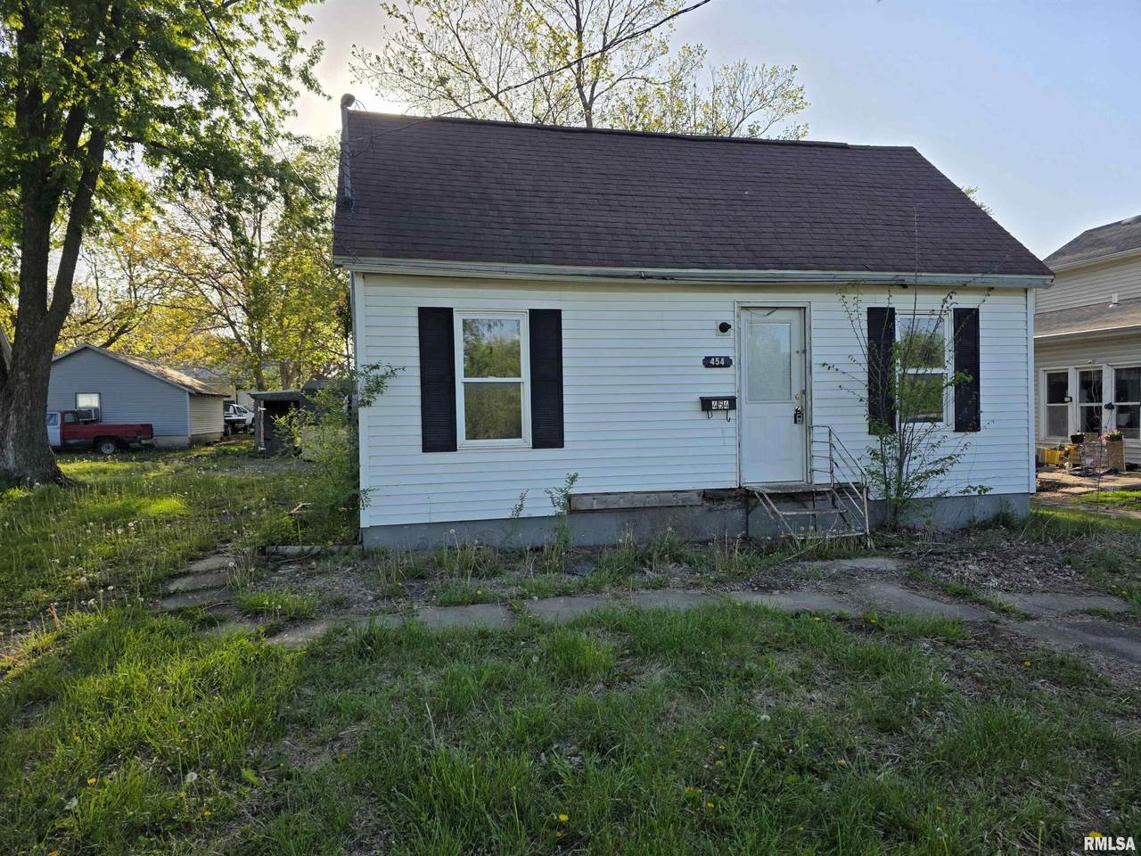 454 3RD Avenue - Photo 1