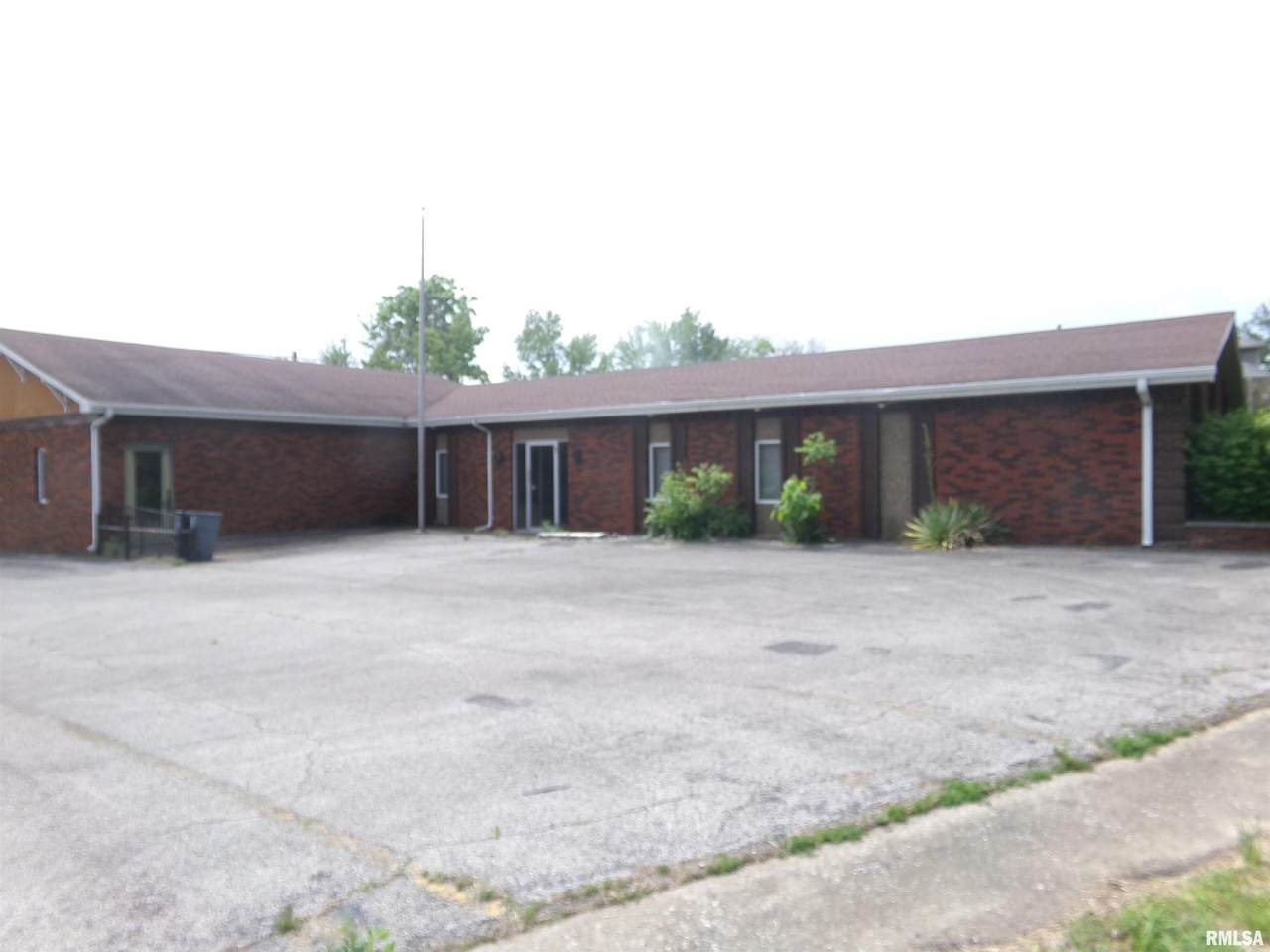 1810 Main Street - Photo 1