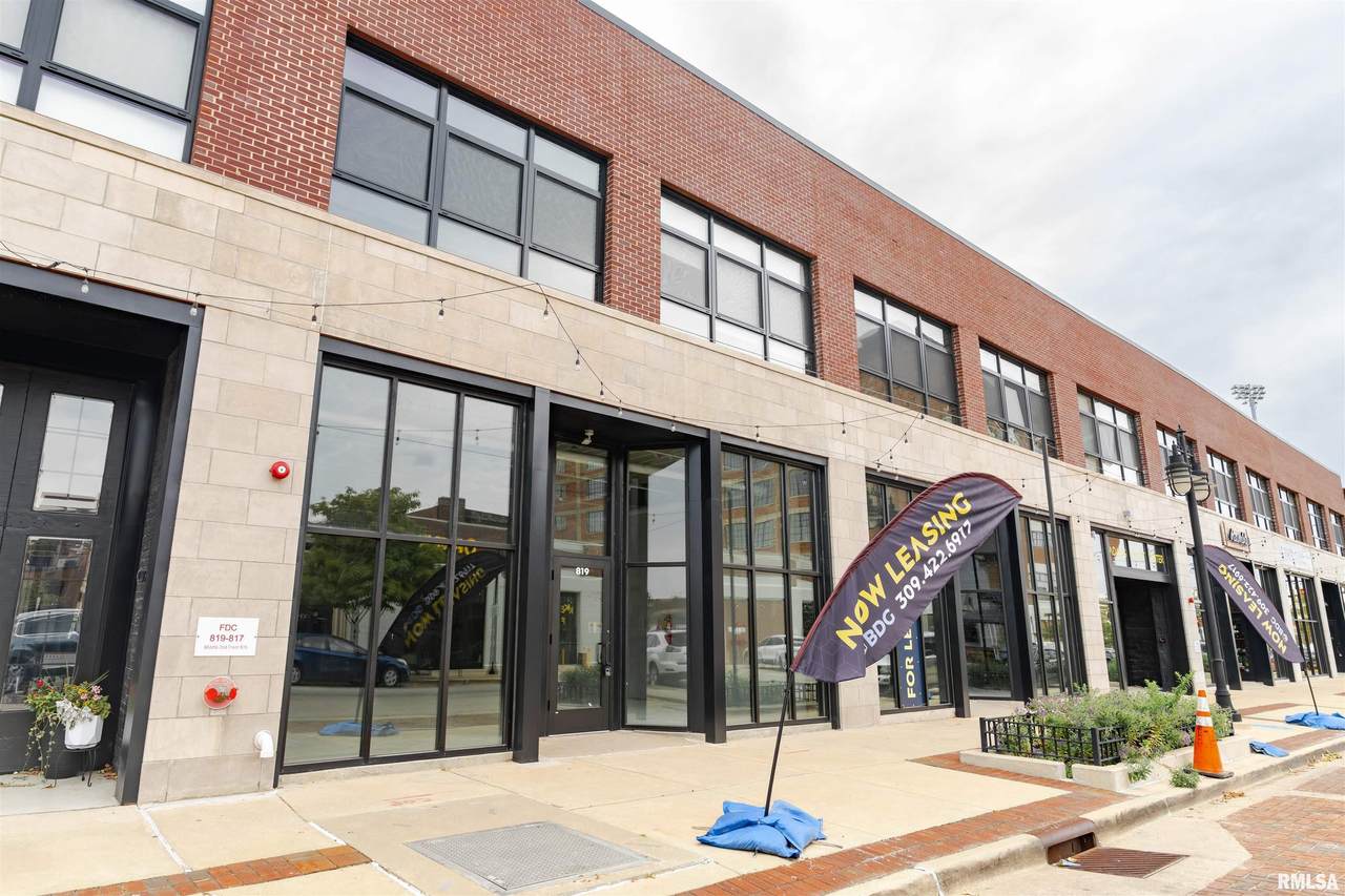 825 Adams Street - Photo 1