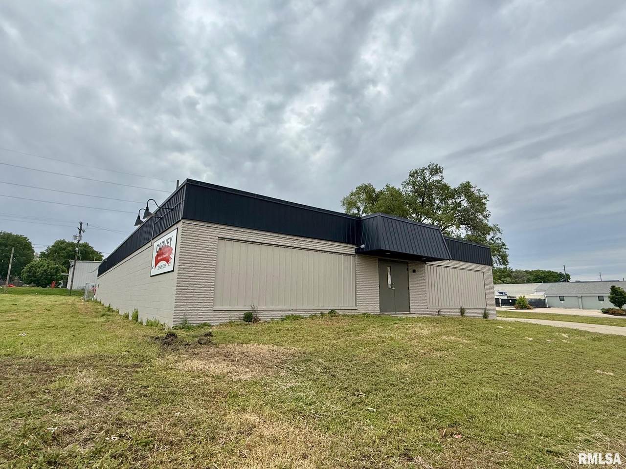 817 Adams Street - Photo 1