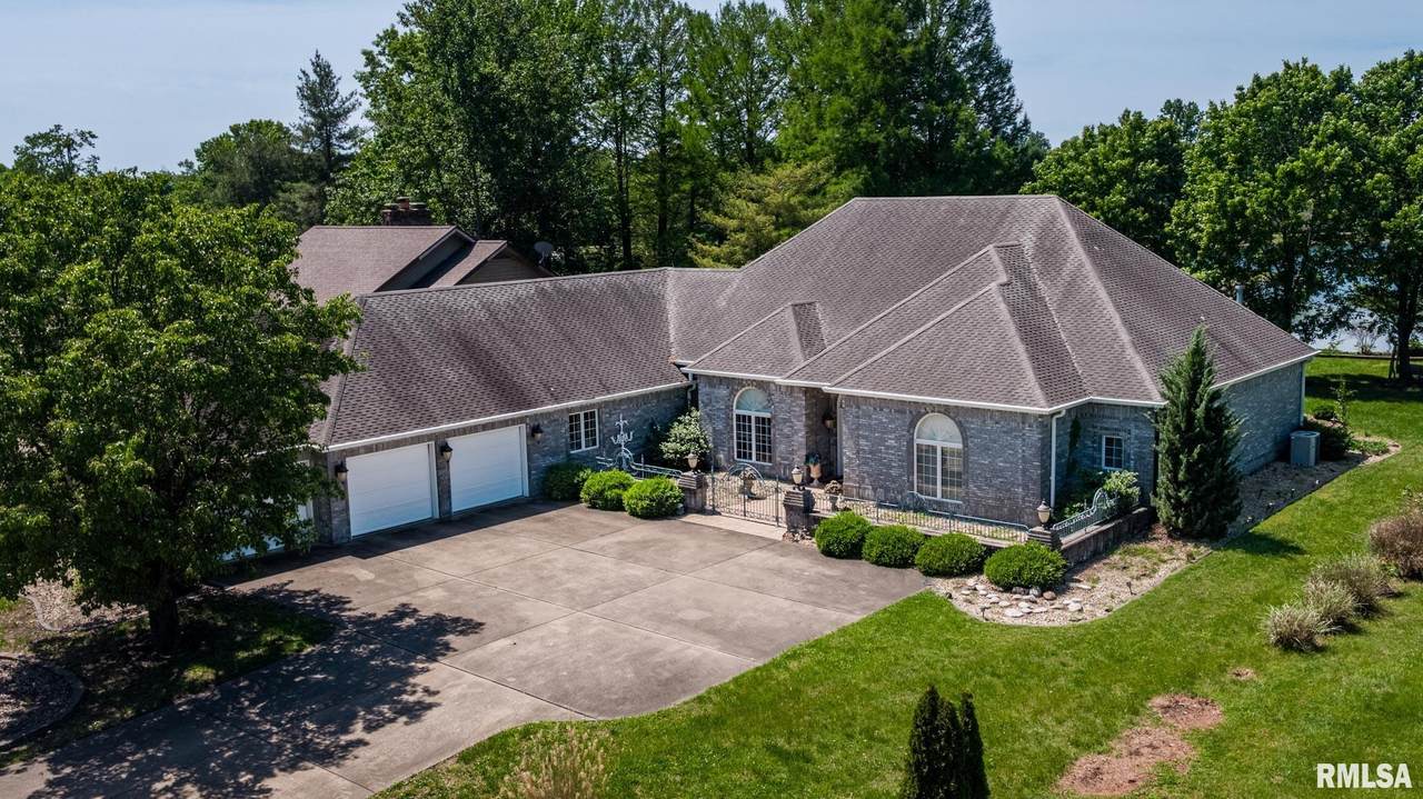 608 Saluki Drive - Photo 1