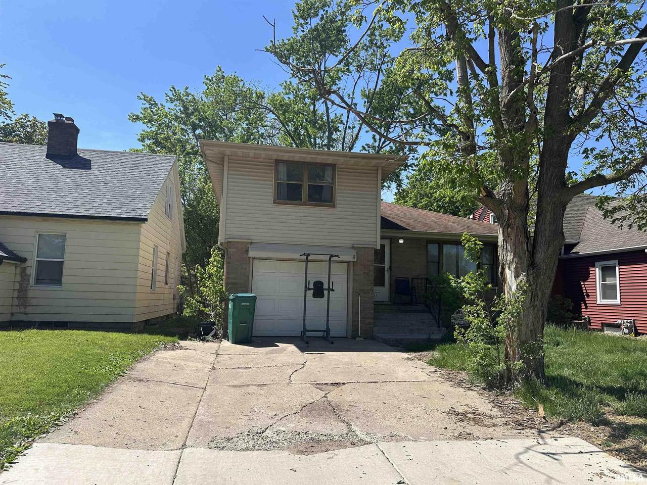 805 Sterling Avenue - Photo 1