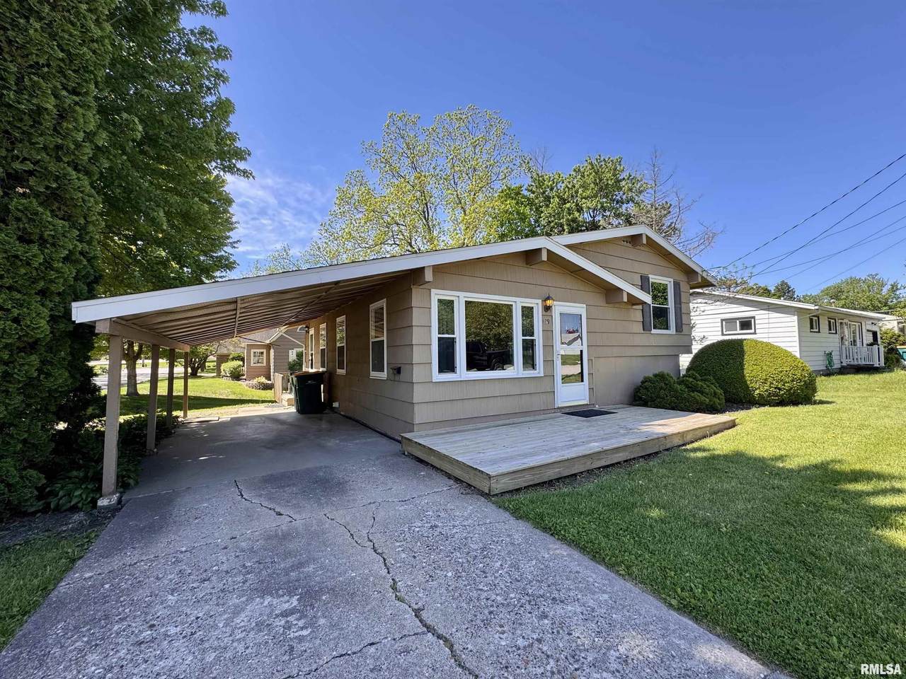 439 Yeiser Street - Photo 1