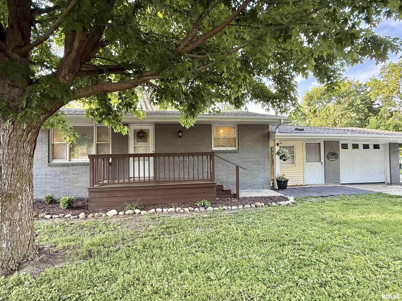 1035 Myrtle Street - Photo 1