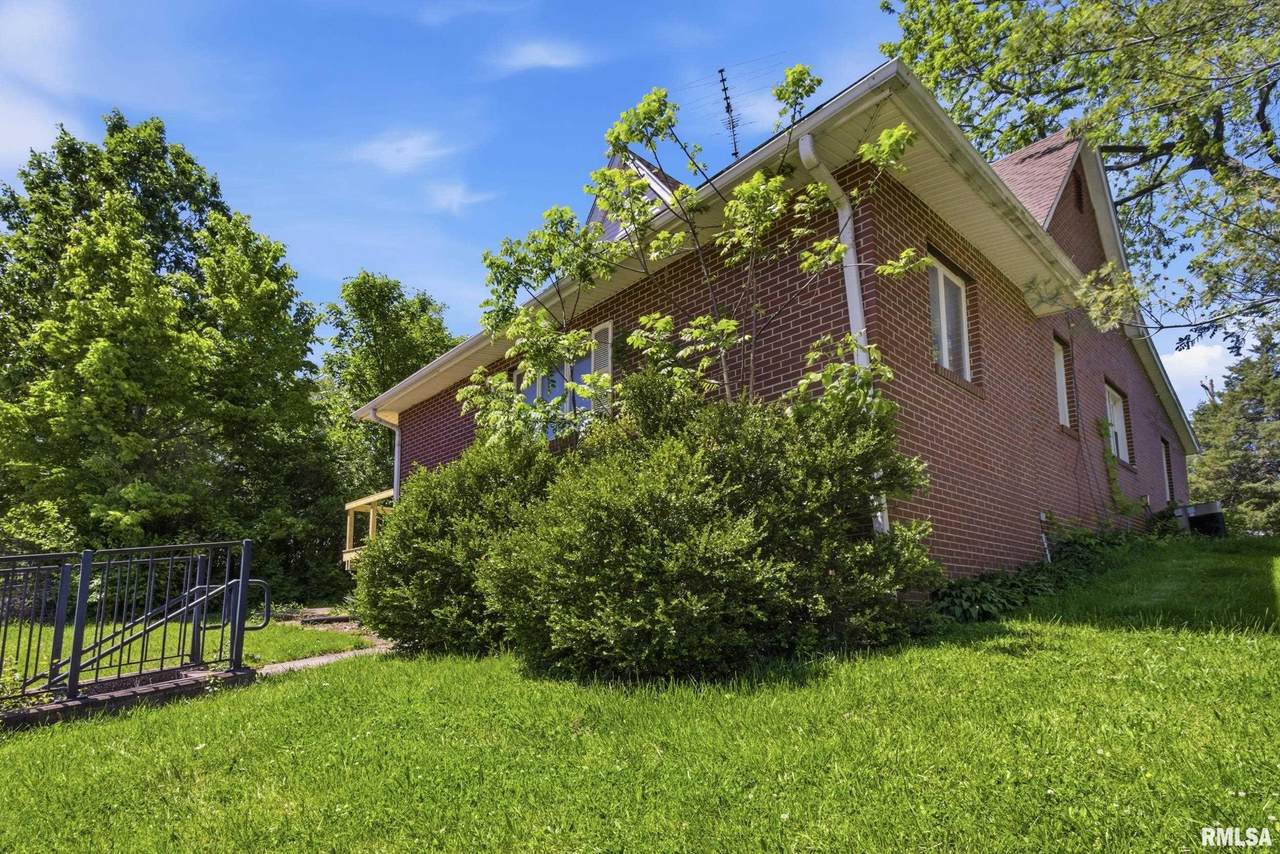 812 Lafayette Street - Photo 1