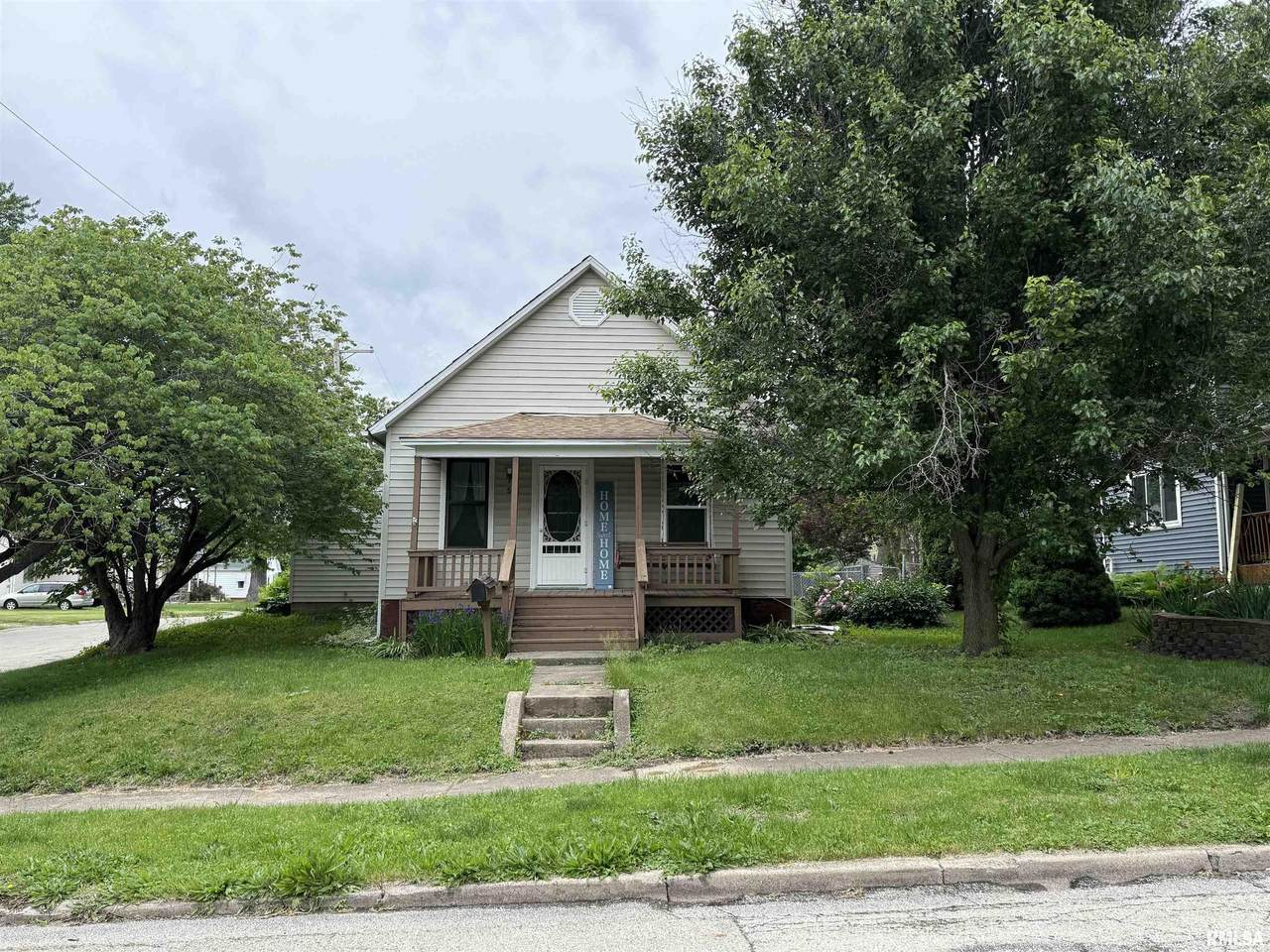 533 7TH Avenue - Photo 1