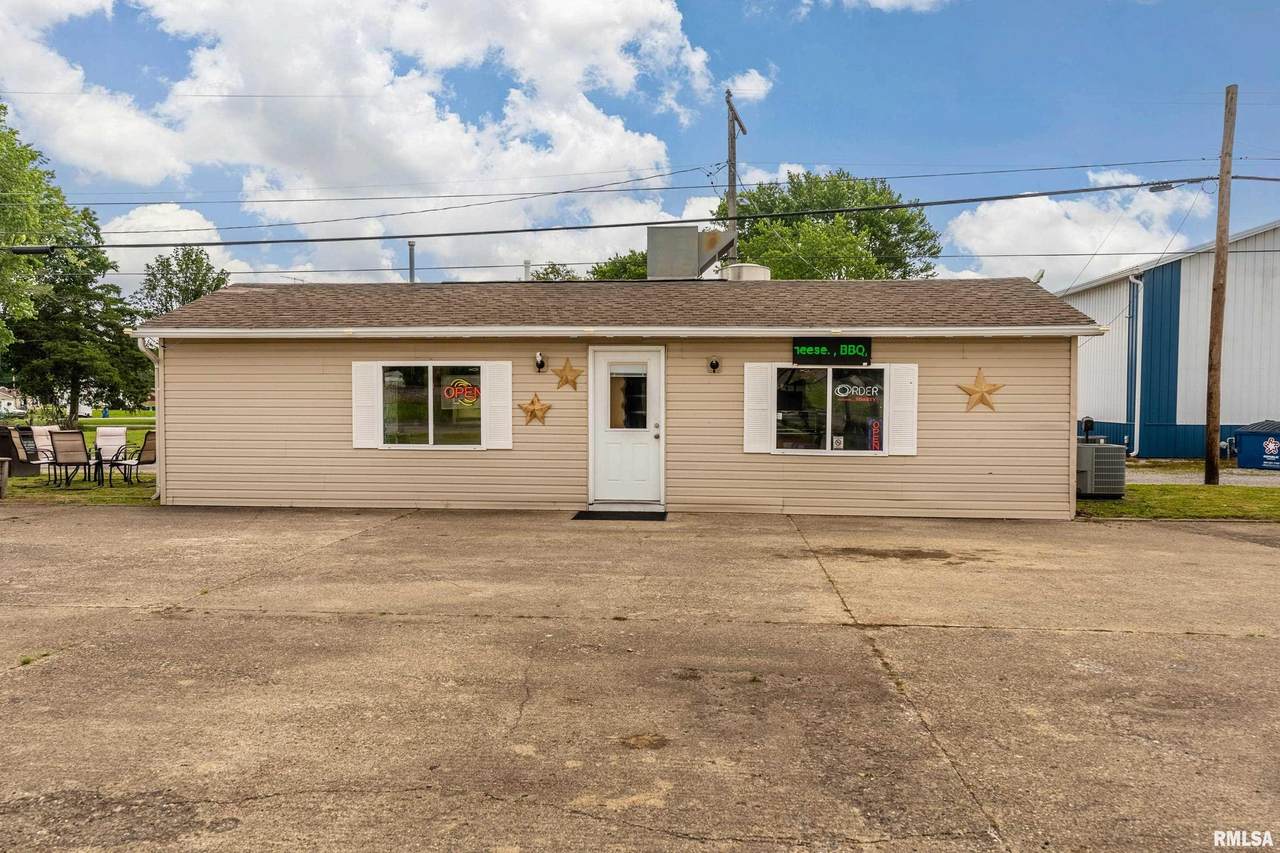 108 4TH Street - Photo 1