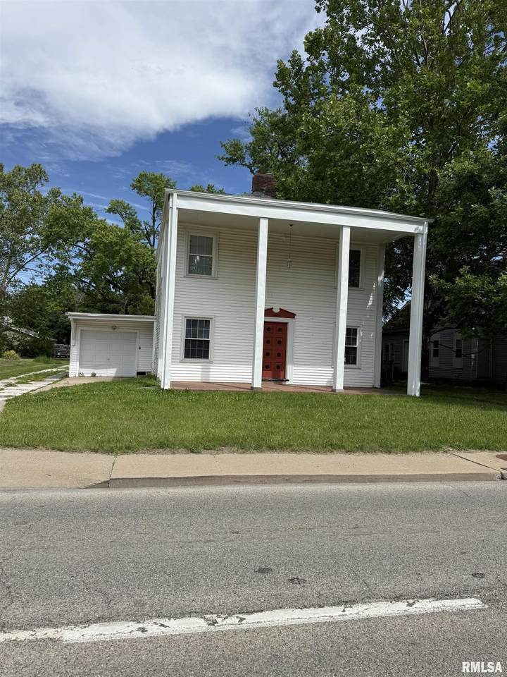 609 Lafayette Street - Photo 1