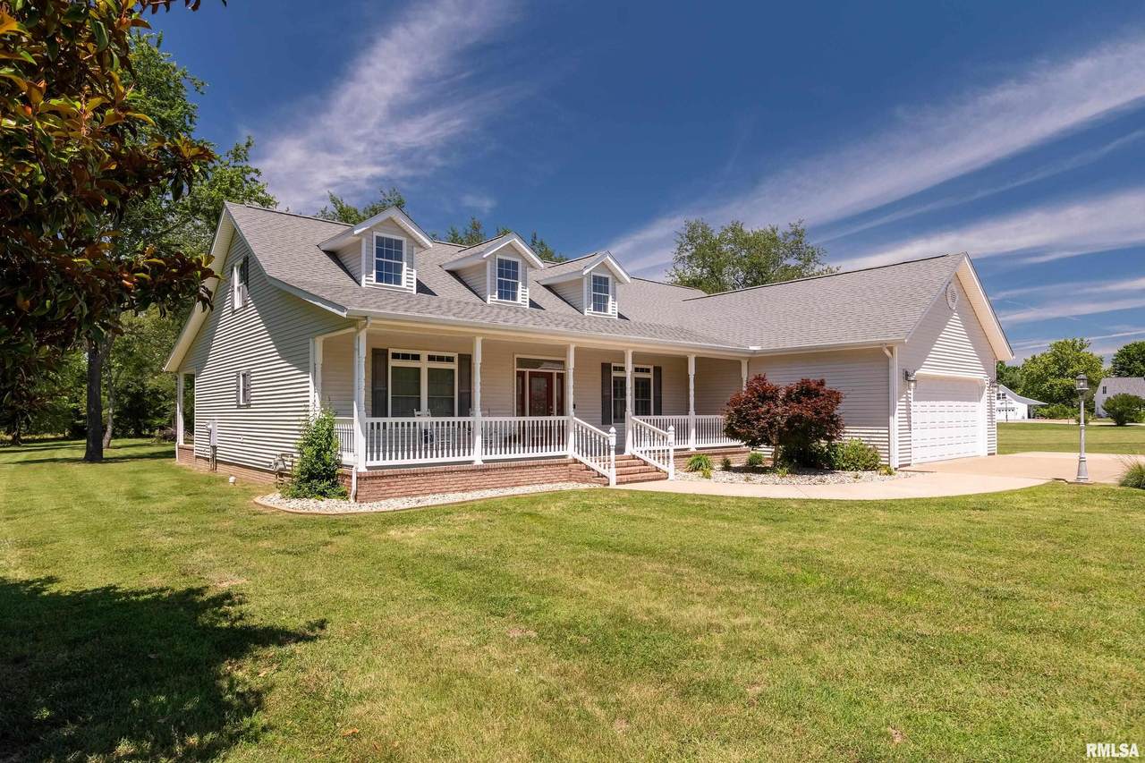 1609 Saddlebrook Lane - Photo 1