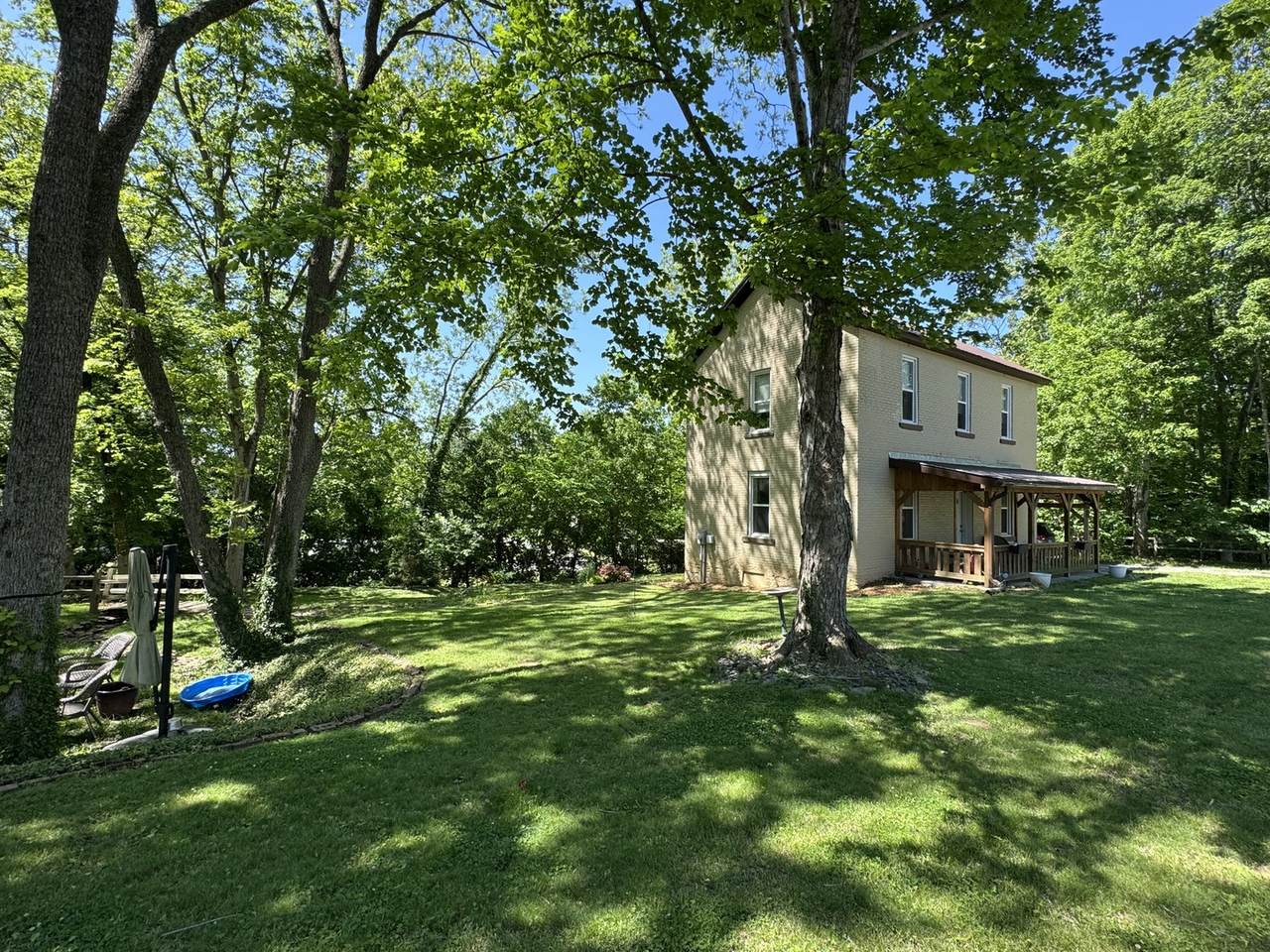 104 Heacock Street - Photo 1