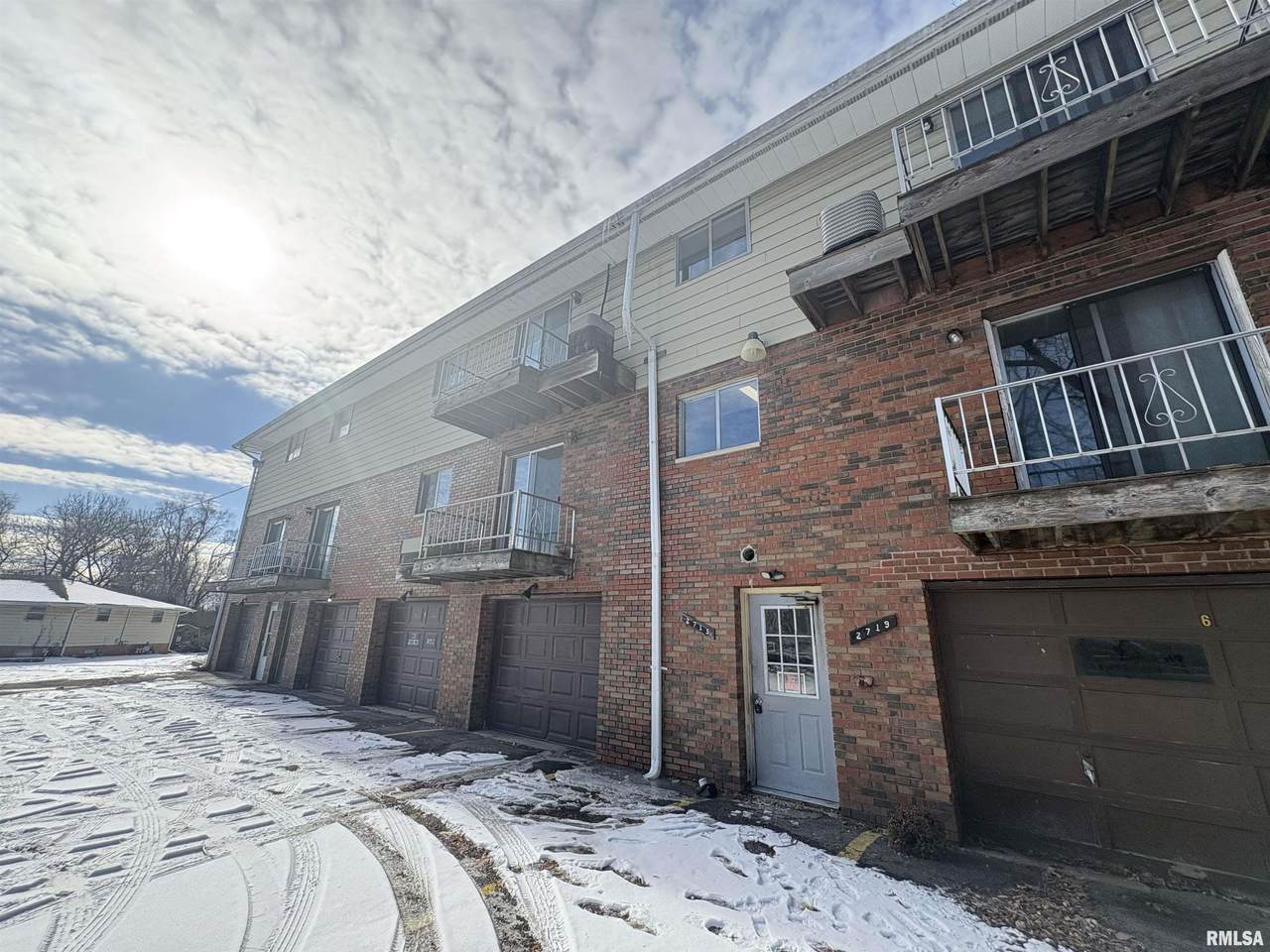 2719 Radan Avenue - Photo 1