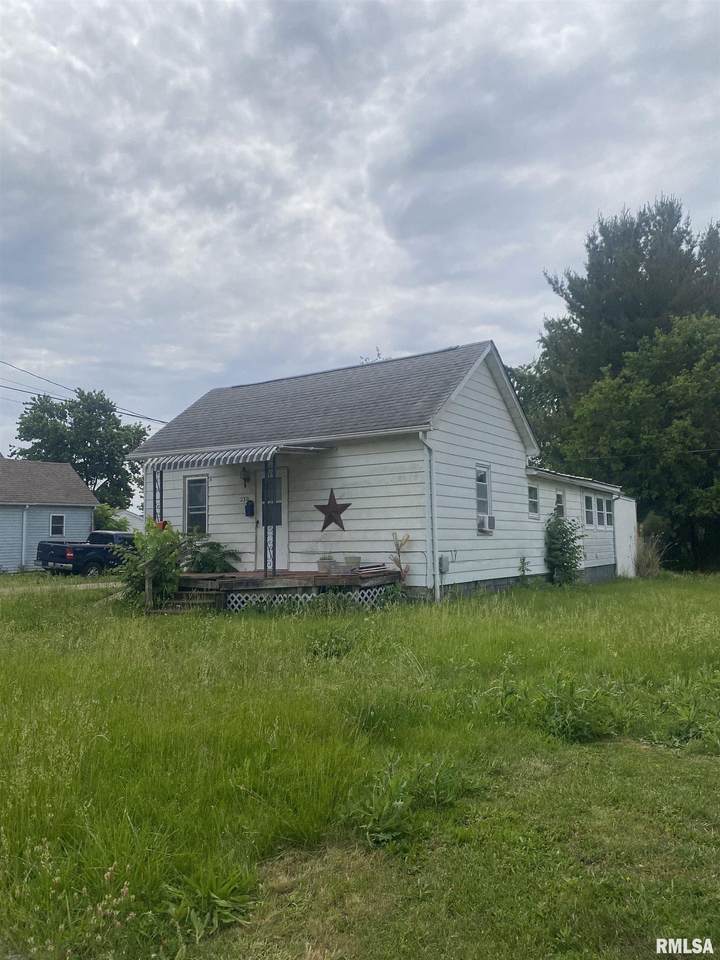 230 Hickory Street - Photo 1
