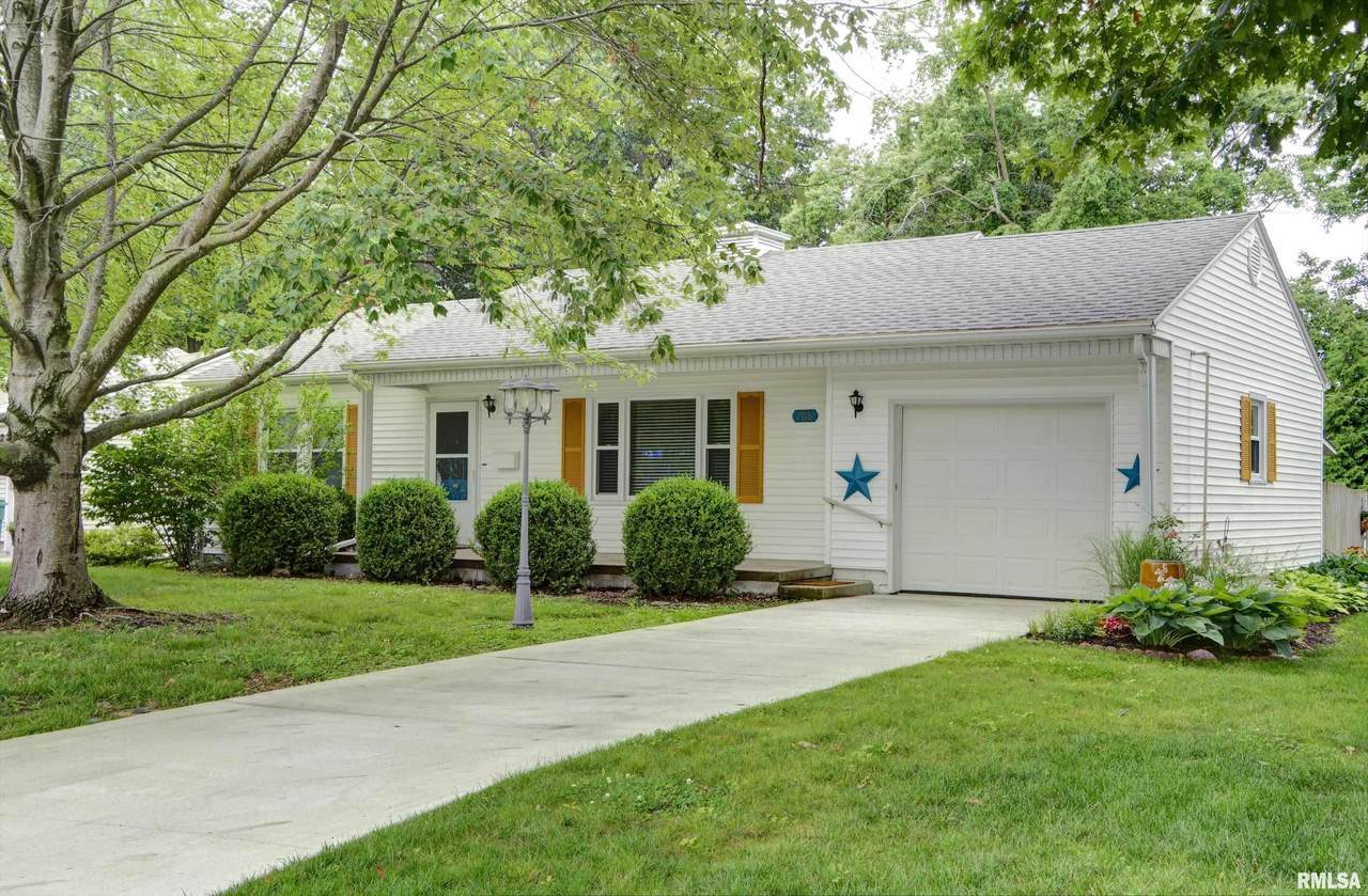 708 Memorial Drive - Photo 1