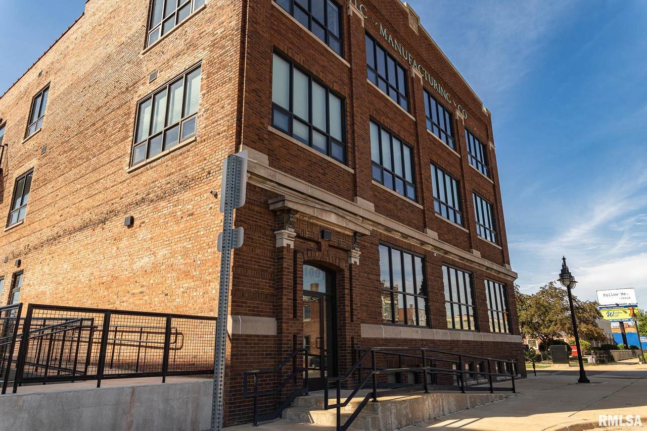 1001 Adams Street - Photo 1