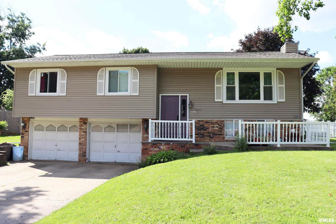 1817 Hopewood Lane - Photo 1