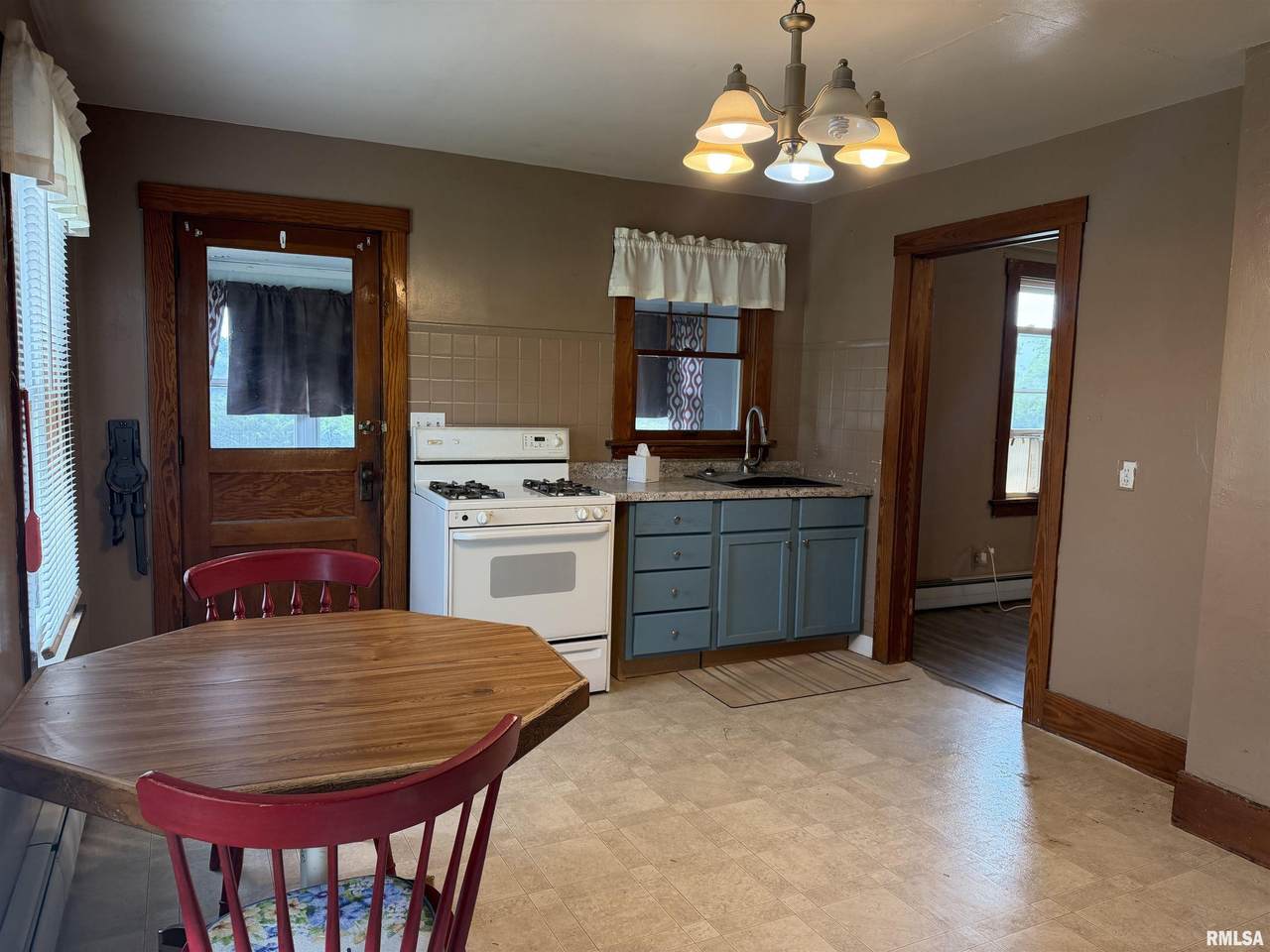 https://bt-photos.global.ssl.fastly.net/peoria/1280_boomver_1_PA1268111-1.jpg