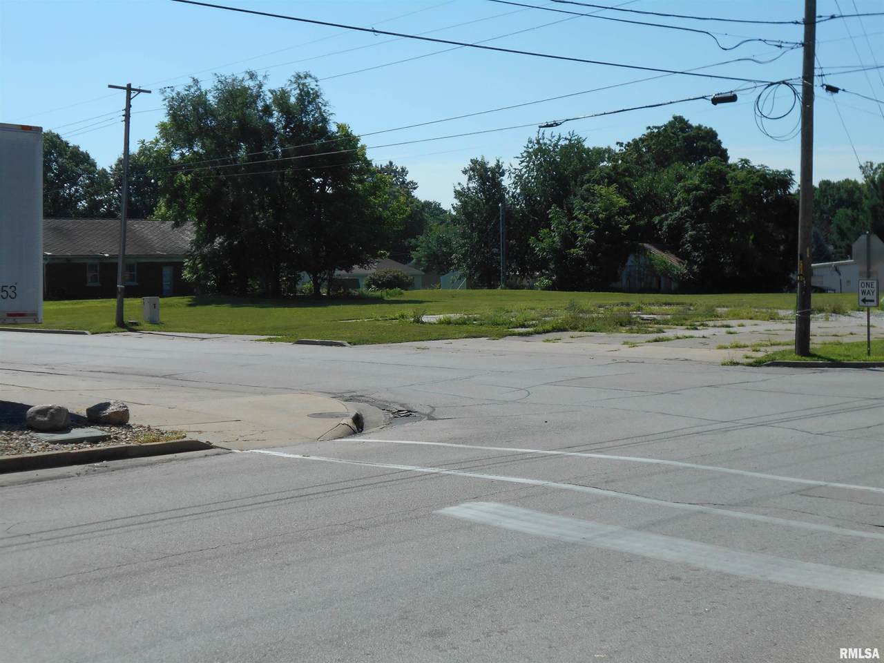 301 Johnson Street - Photo 1