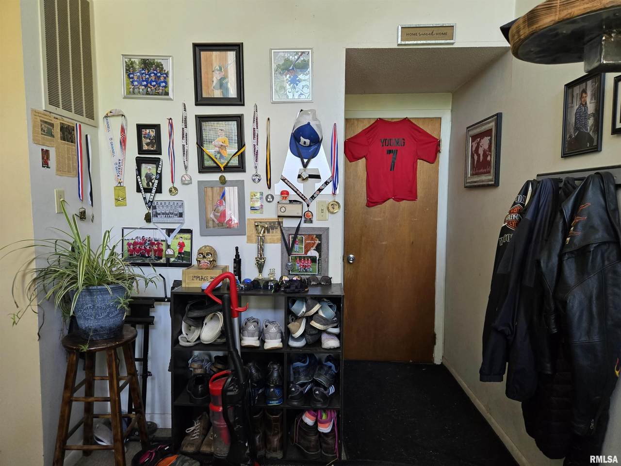 https://bt-photos.global.ssl.fastly.net/peoria/1280_boomver_1_PA1268295-1.jpg