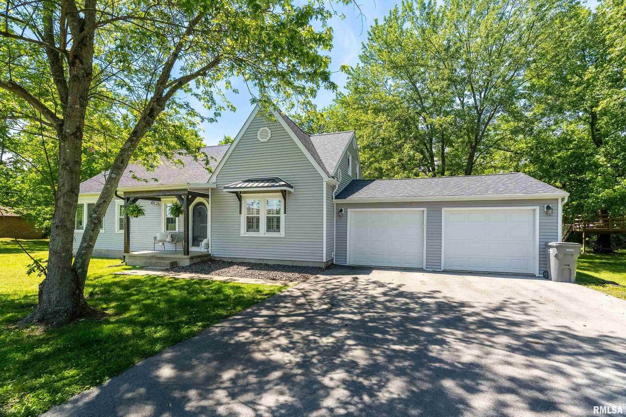 1627 Division Street - Photo 1