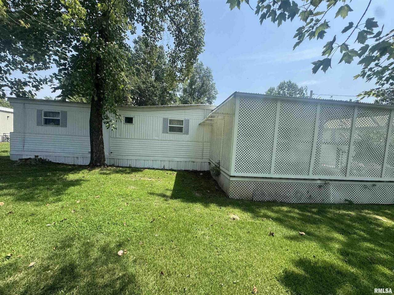 1701 Russell Street - Photo 1