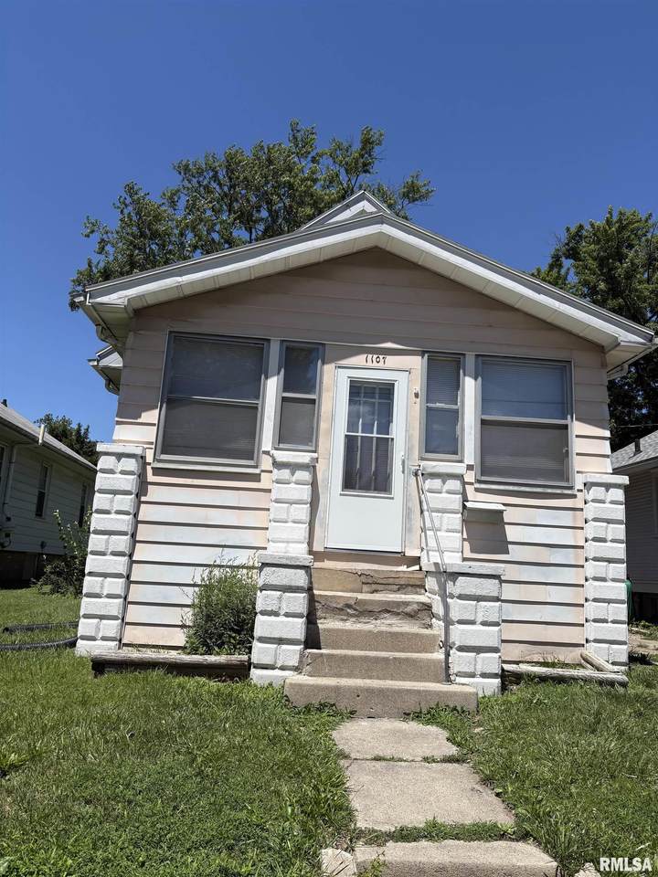 1107 Gilbert Avenue - Photo 1