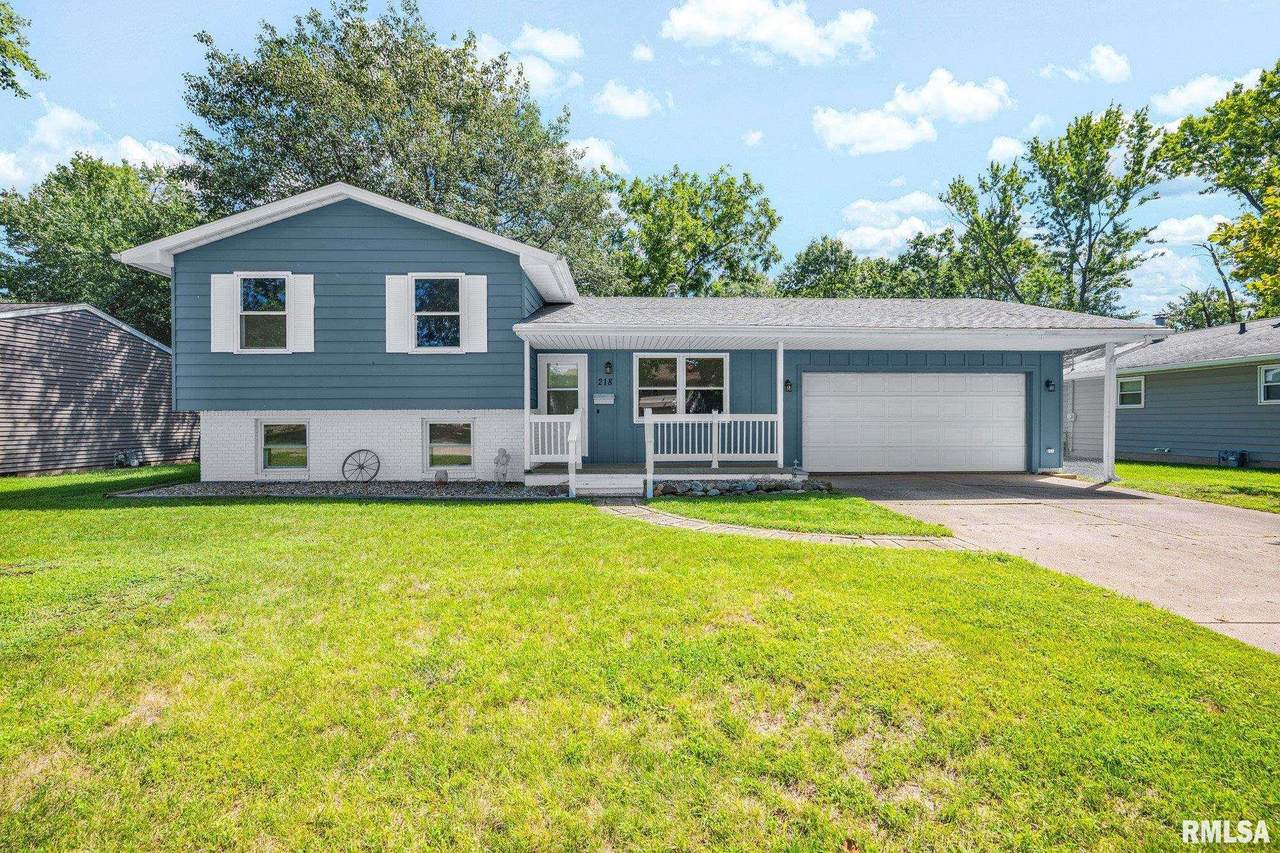 218 Ridgewood Drive - Photo 1
