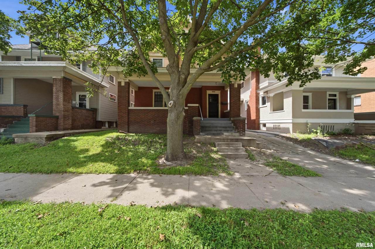 1025 University Street - Photo 1
