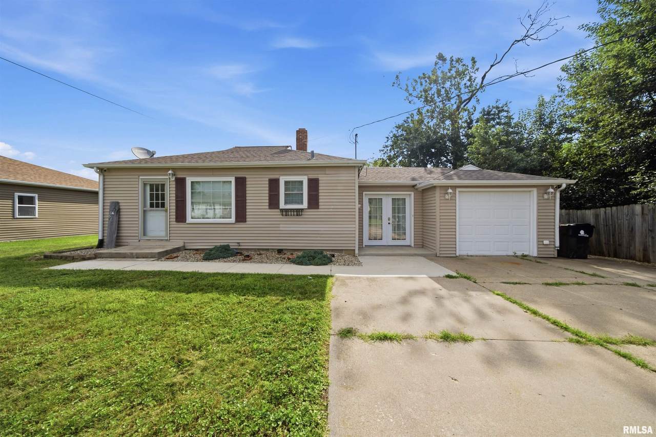 105 Sterling Street - Photo 1