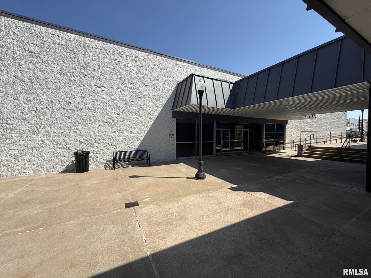https://bt-photos.global.ssl.fastly.net/peoria/1280_boomver_1_PA1269785-1.jpg