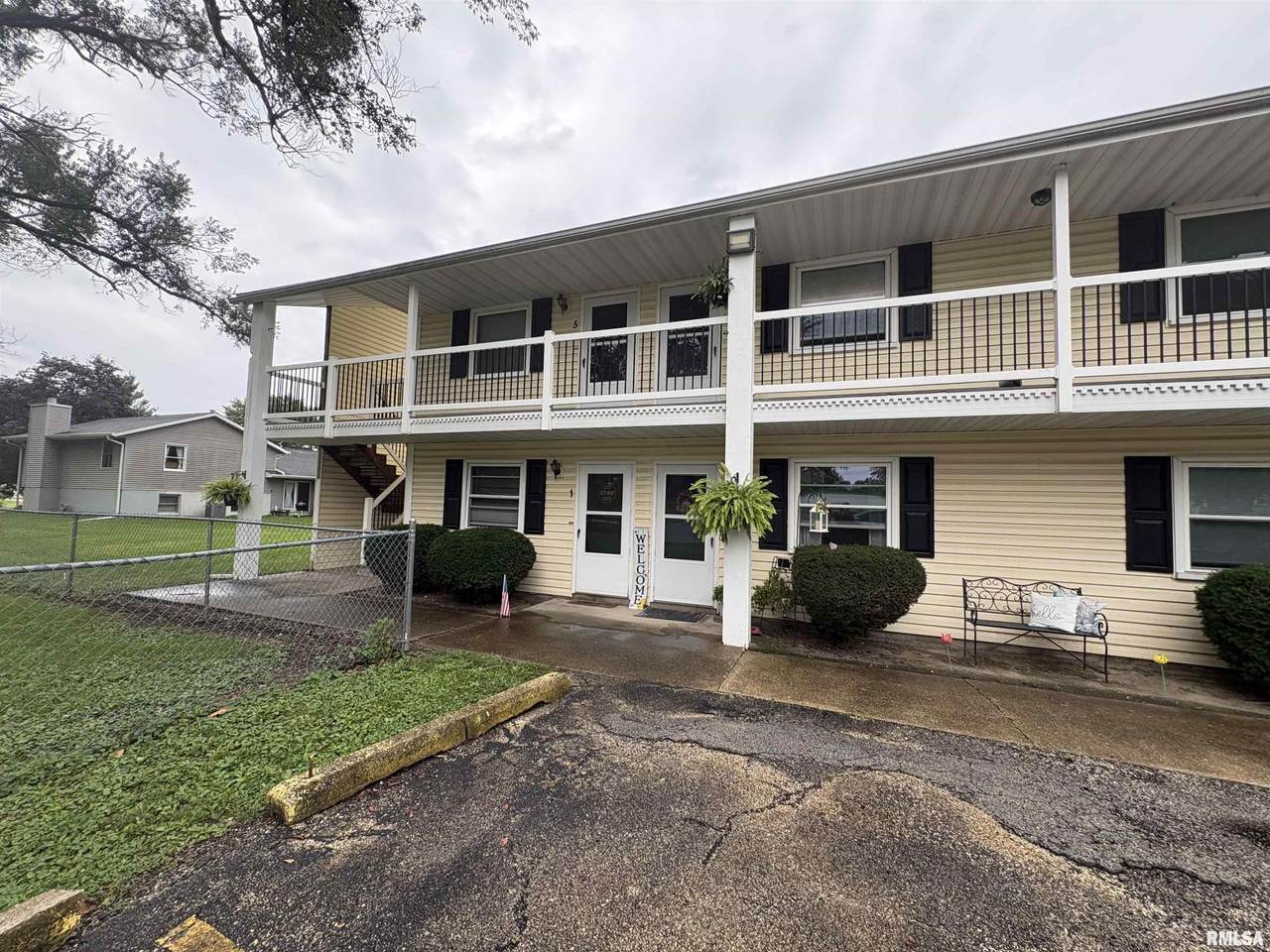 4021 Ricketts Avenue - Photo 1