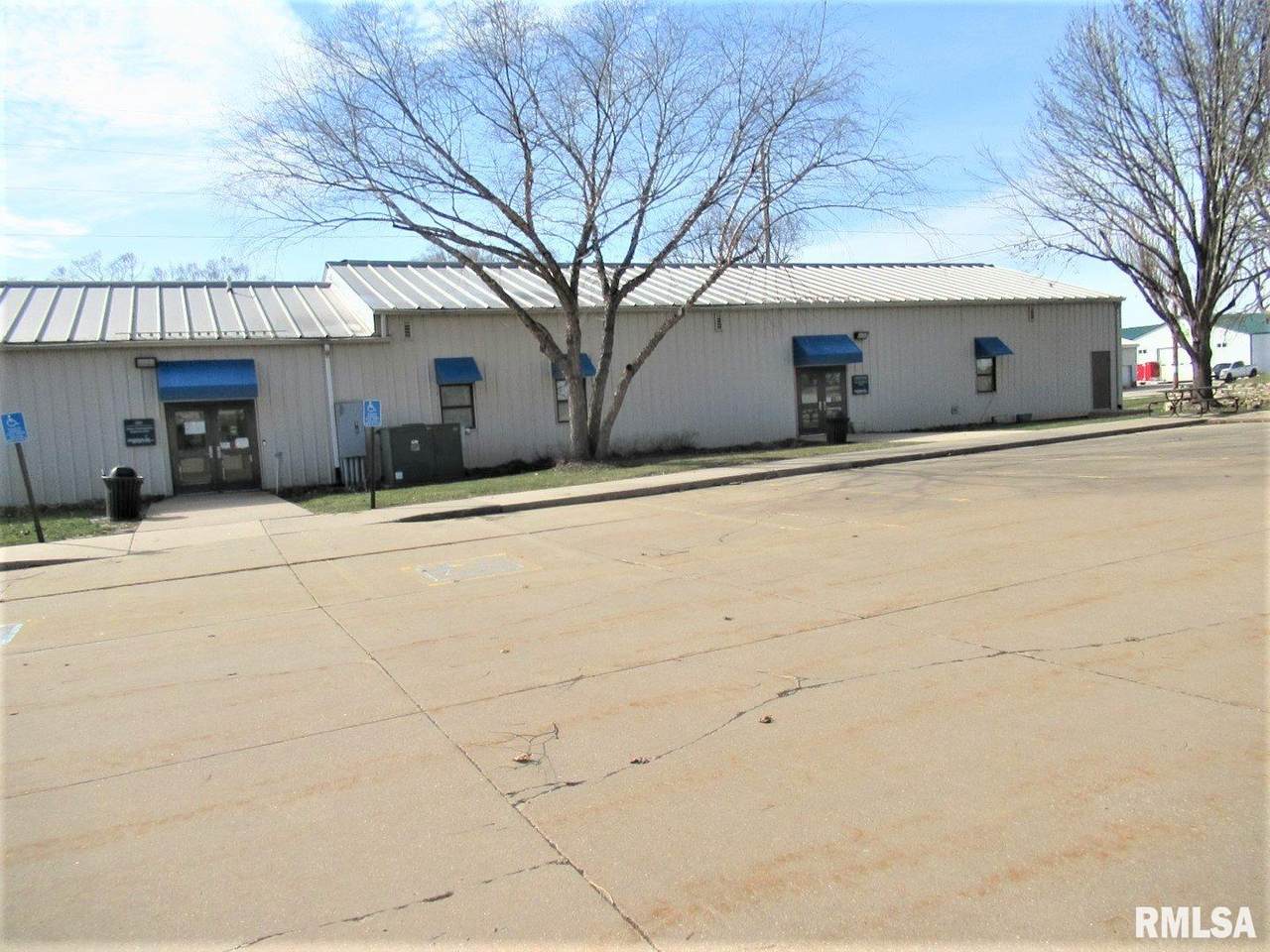 401 9TH Street - Photo 1