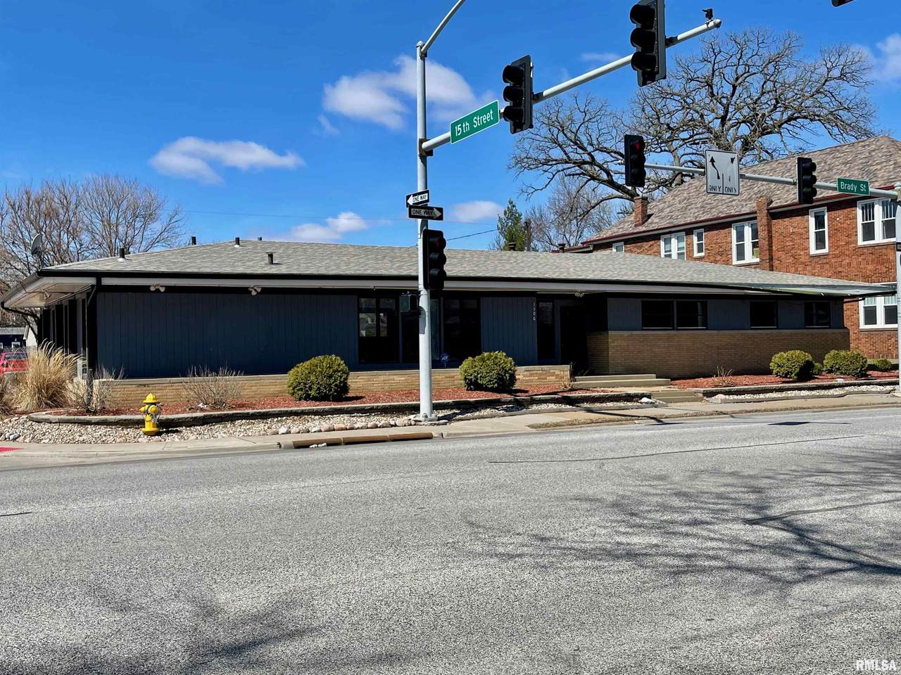 1506 Brady Street - Photo 1