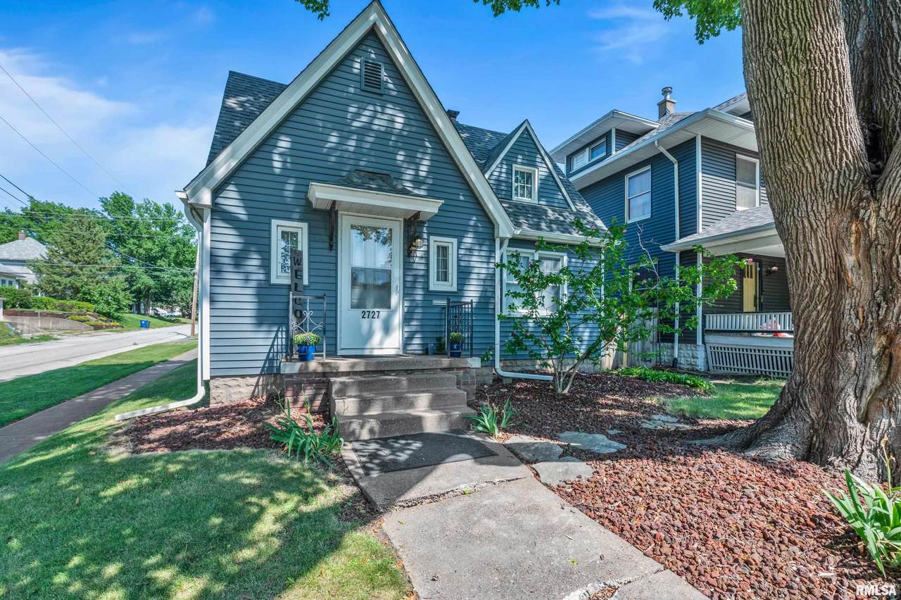 2727 Pershing Avenue - Photo 1