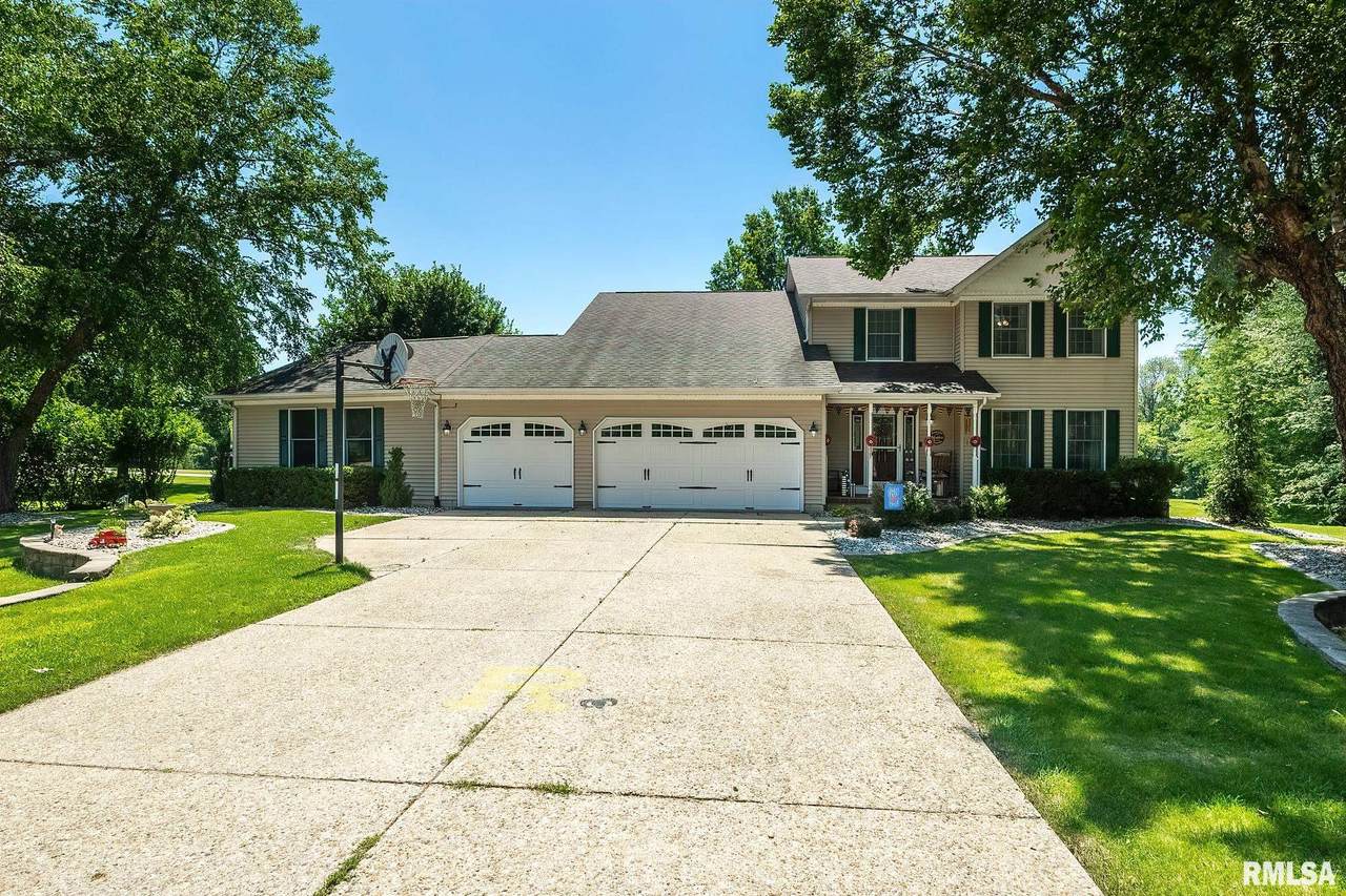 2307 Woodhaven Lane - Photo 1
