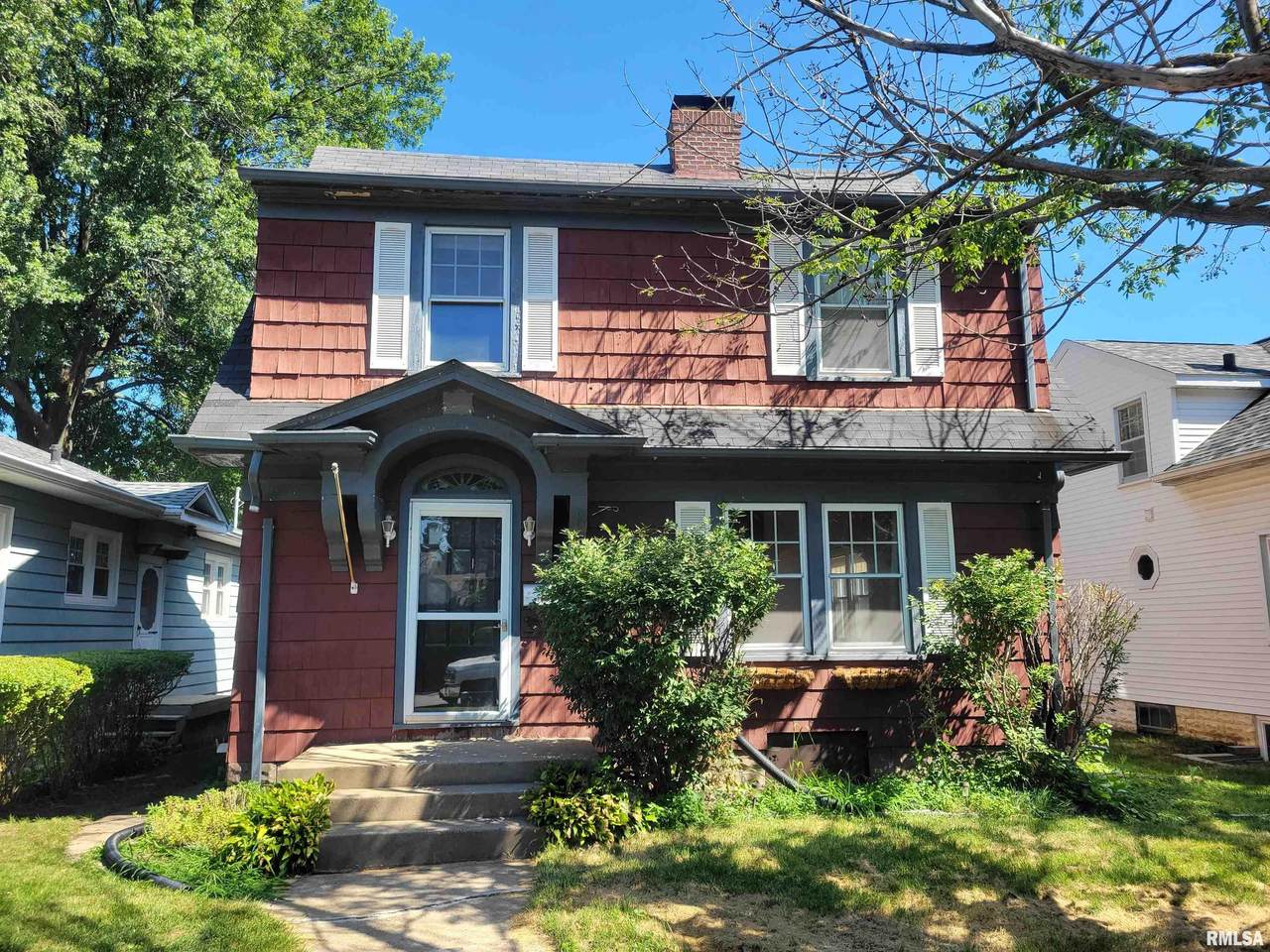 514 30TH Street - Photo 1