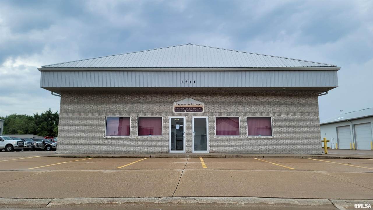 1511 46TH Avenue - Photo 1