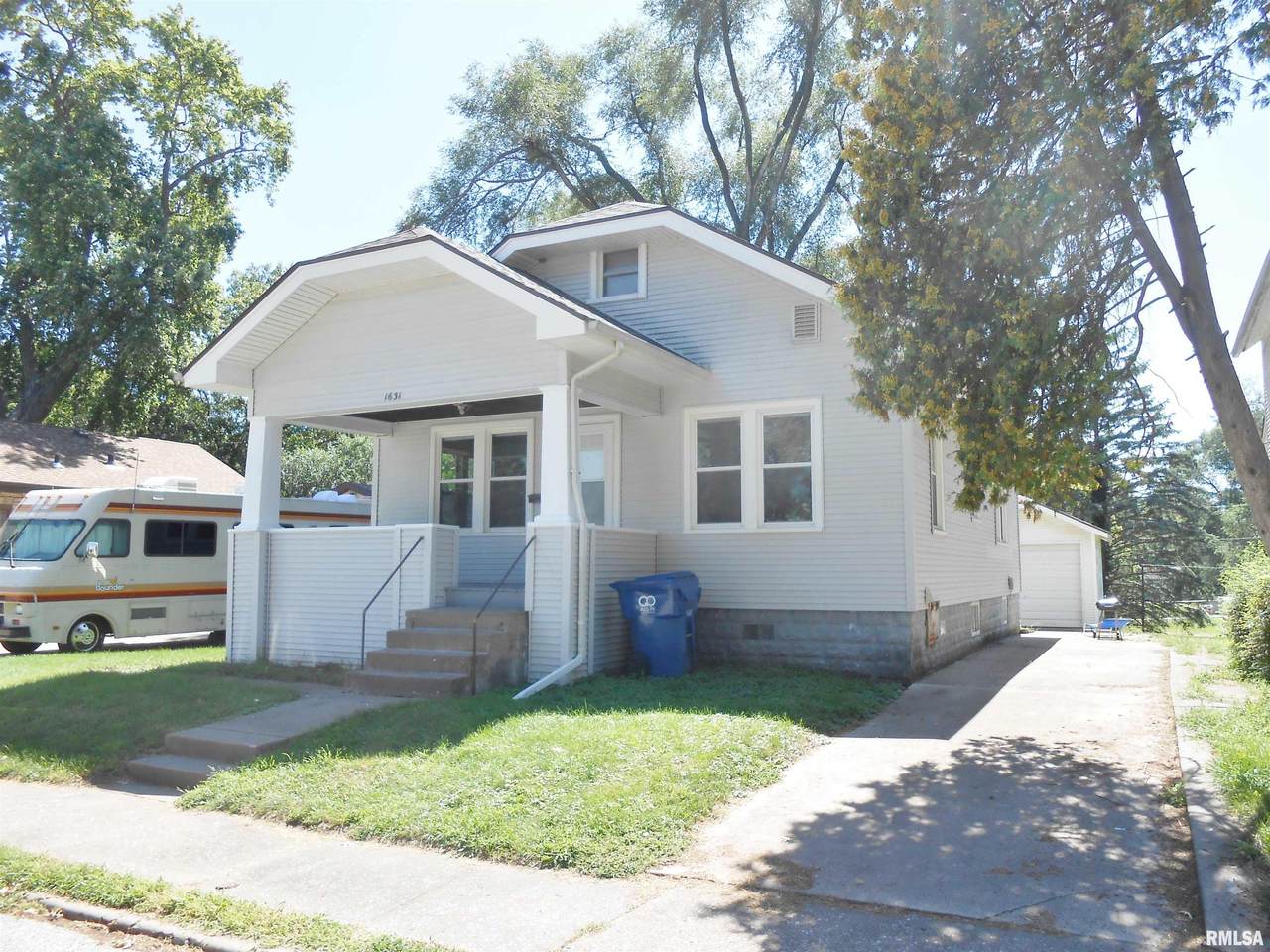 1631 16TH Street - Photo 1