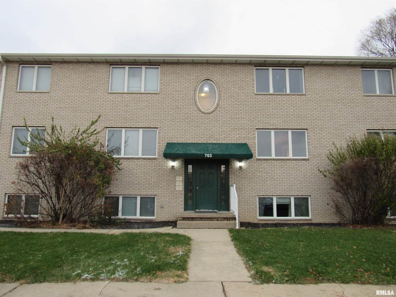 703 11TH Avenue B Court - Photo 1
