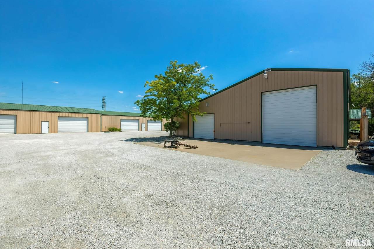 440 42ND Street - Photo 1