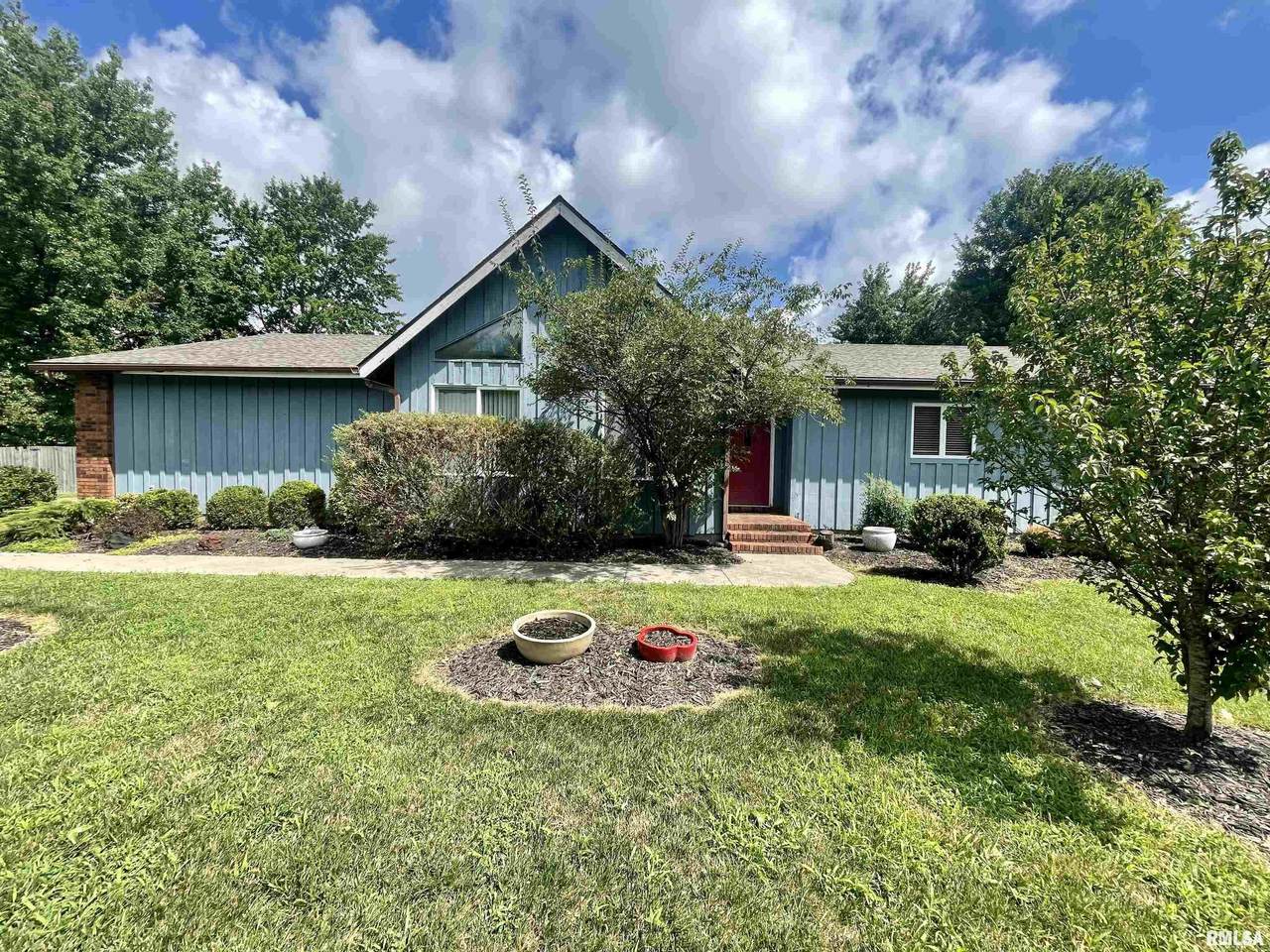 3304 Main Street - Photo 1