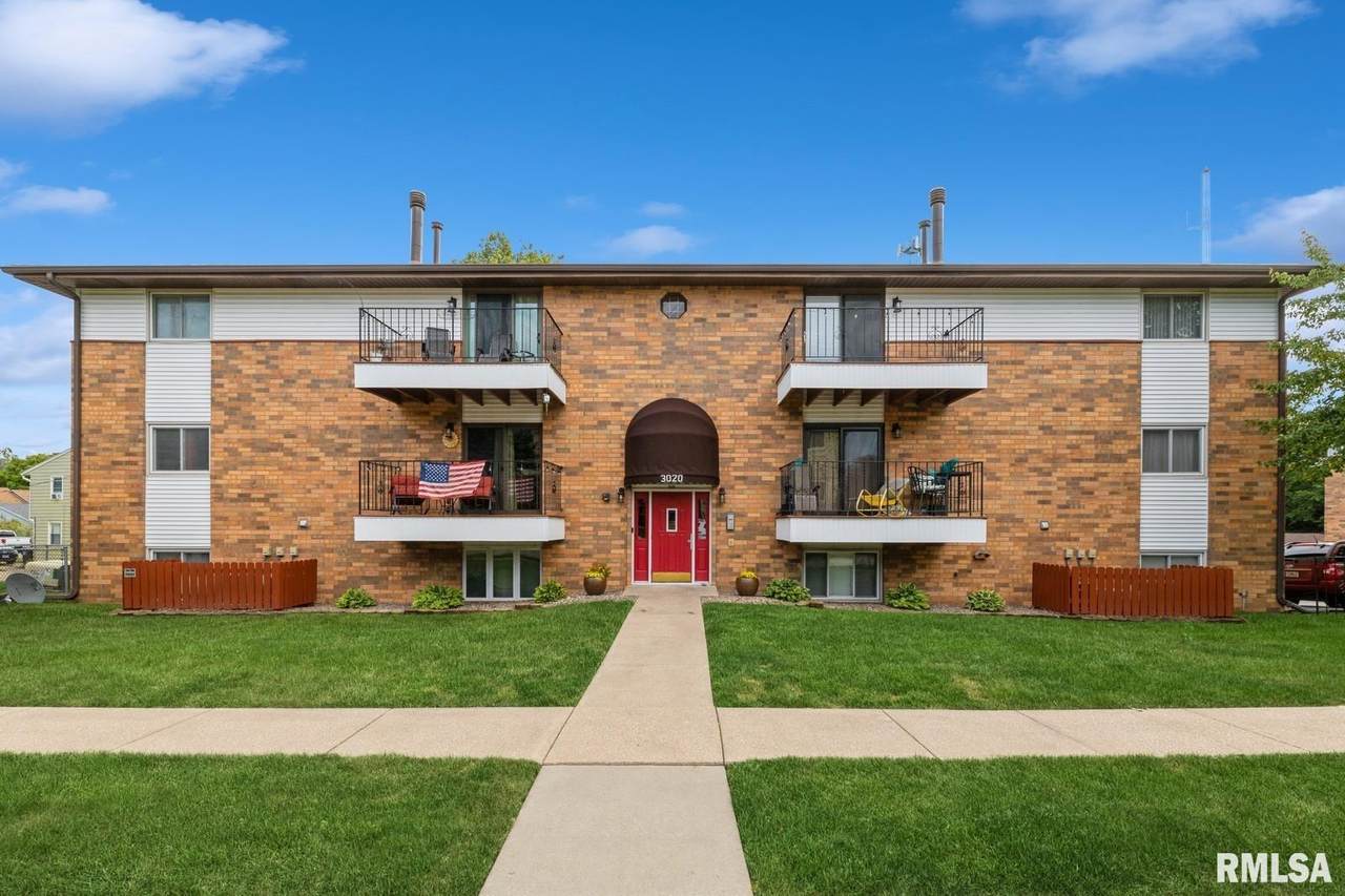 3020 4TH Street - Photo 1