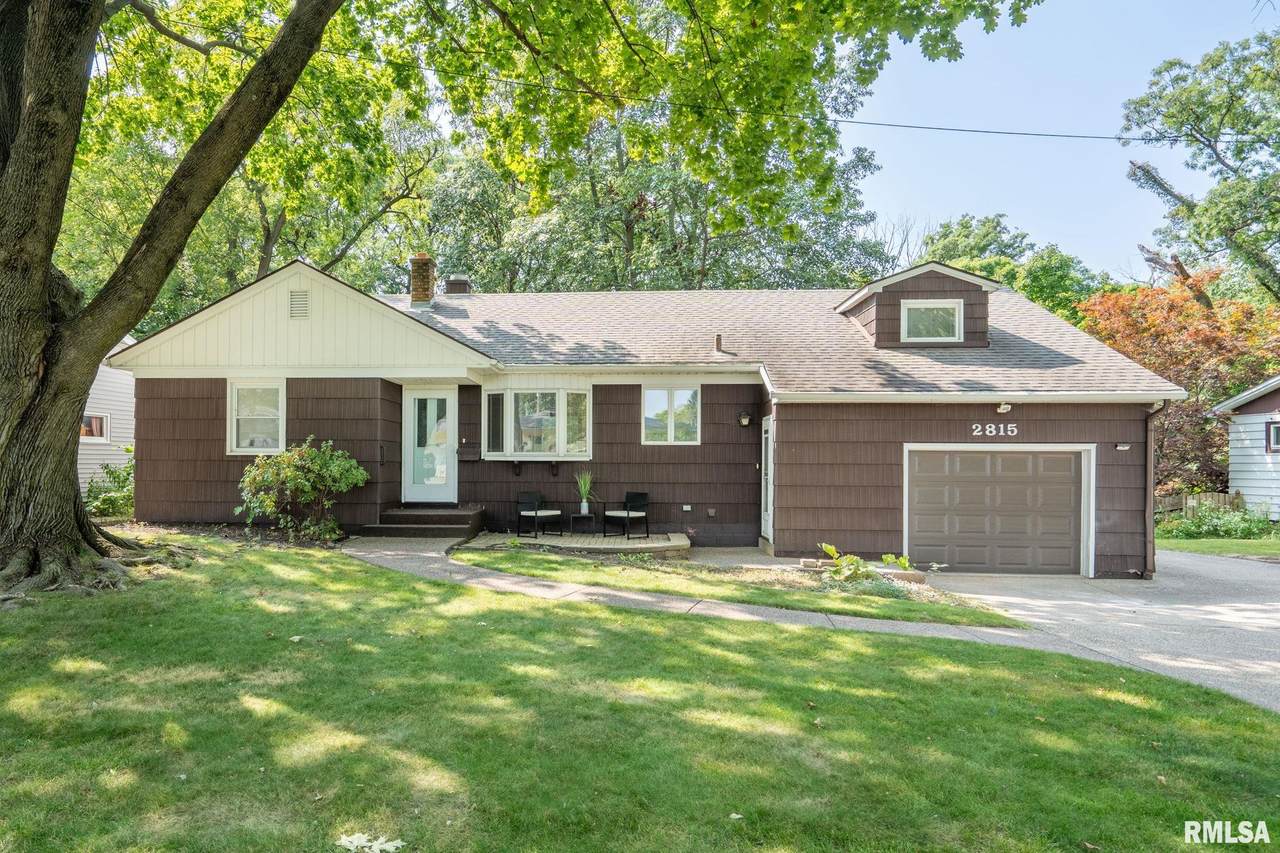 2815 4TH Street Court - Photo 1