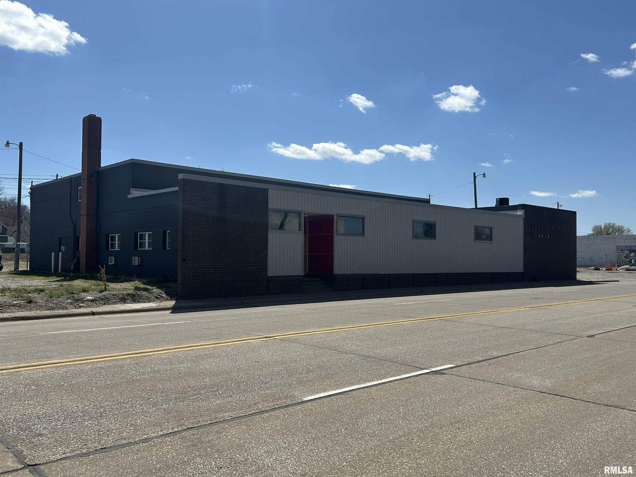 318 River Drive - Photo 1